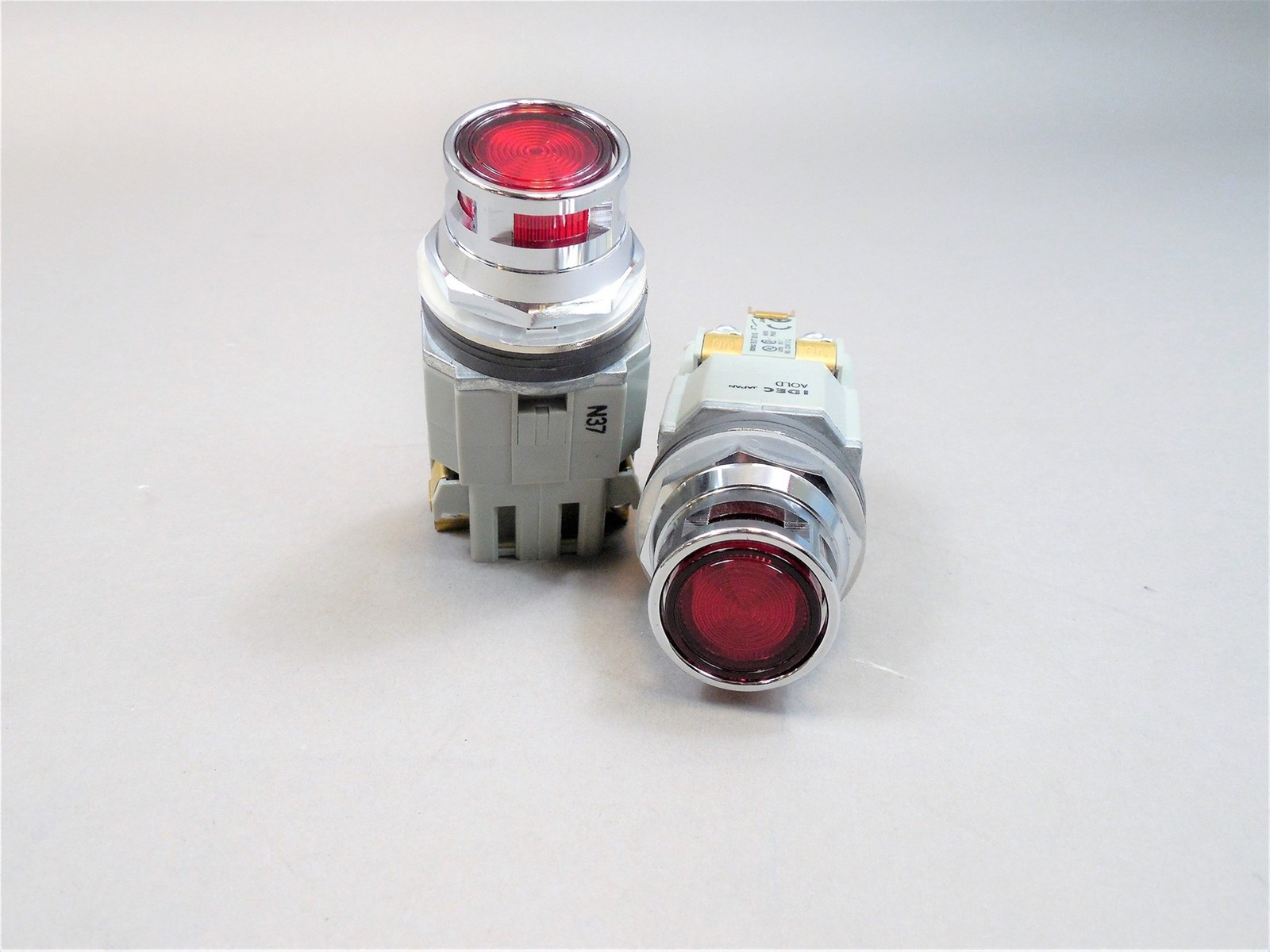 NOS - Lot of (2) Idec AOLD Illuminated Pushbuttons ALFD299 Red