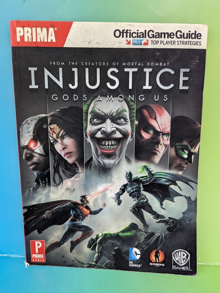 Injustice: Gods Among Us Prima Official Strategy Guide PS3 Xbox 360 DC Superhero