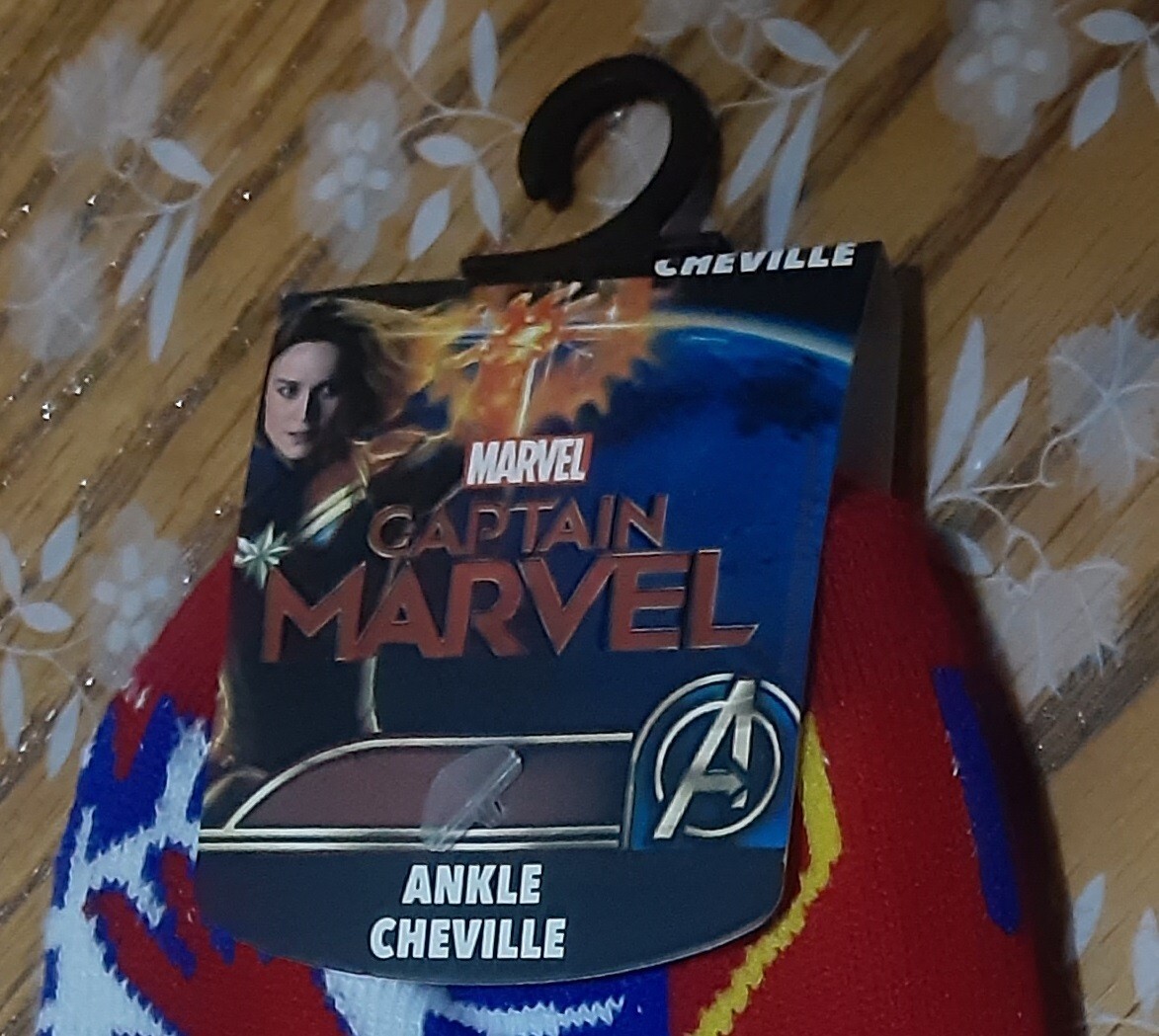 Marvel - Captain Marvel Novelty Ankle Socks - Size 9-11 - New