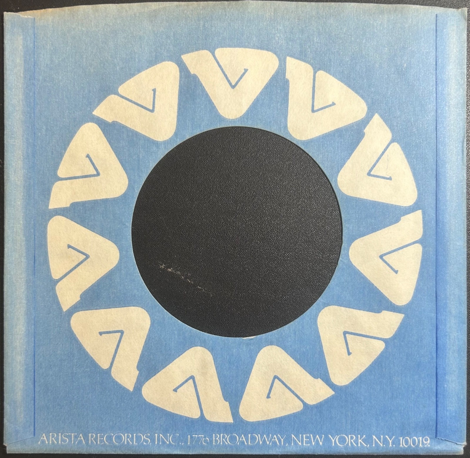 Arista Records circle 45rpm commercial/company sleeves: Lot of 4