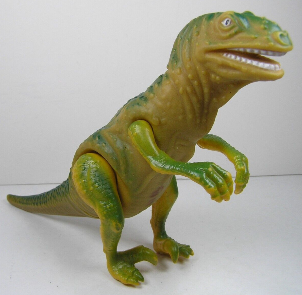 Unbranded Green Yellow Velociraptor 8" Long 4POA Plastic Dinosaur Toy Figure