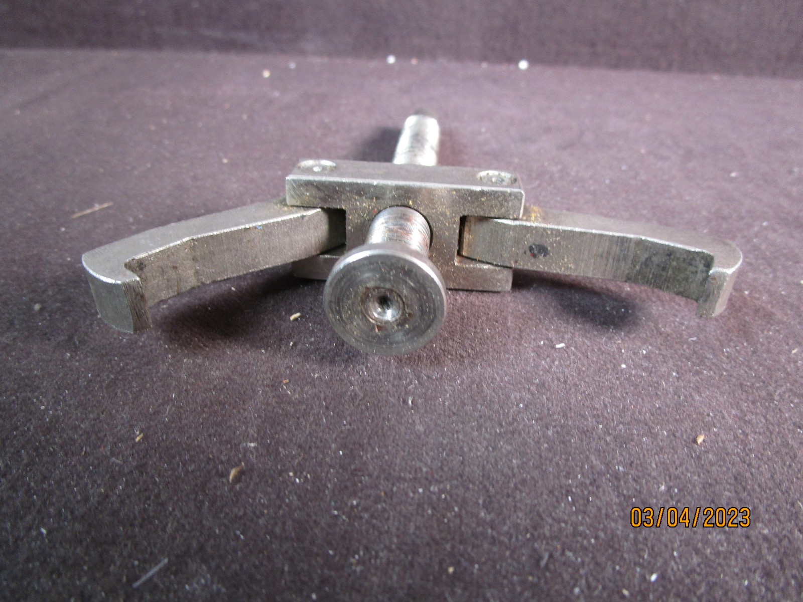 2 Jaw Mini Automotive Gear Puller 3-1/2"
