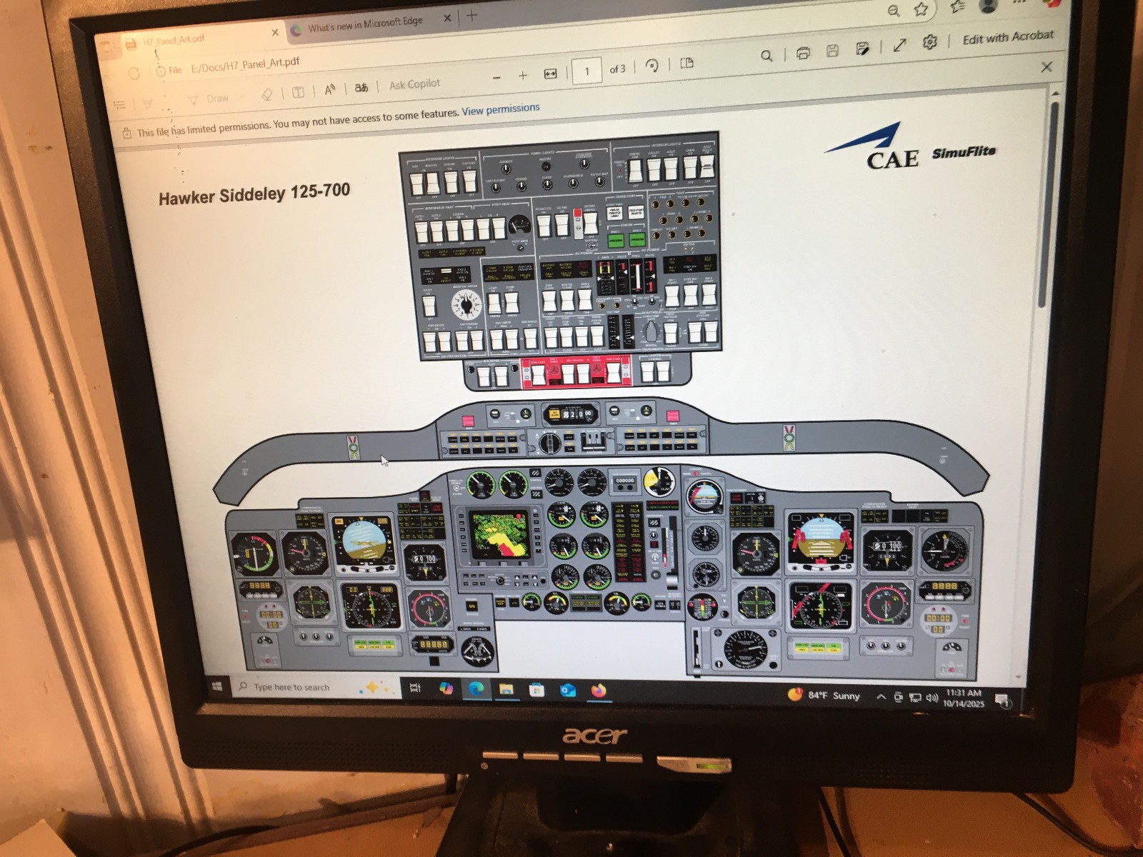 Hawker 700 Pilot Training Manuals on USB Stick