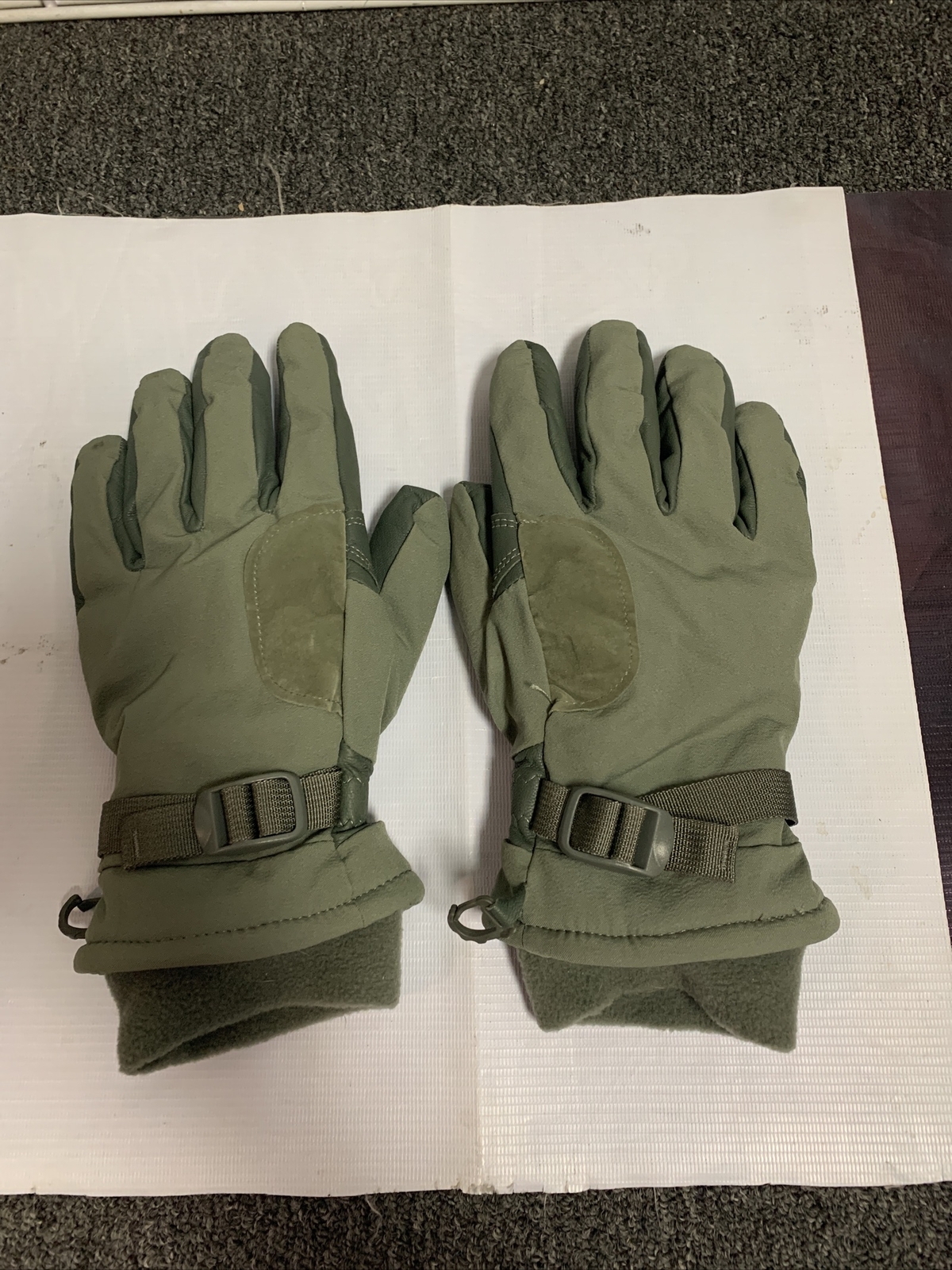 NEW USGI UNISEX INTERMEDIATE COLD/WET WEATHER GLOVES FOLIAGE GREEN, SMALL