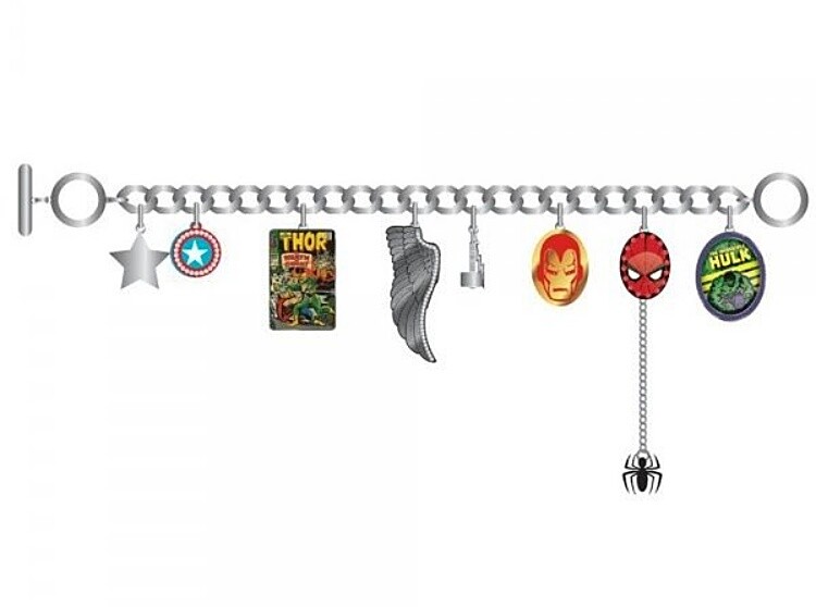 Marvel Comics Character Logos & Images Charm Bracelet with 8 Metal Charms UNUSED