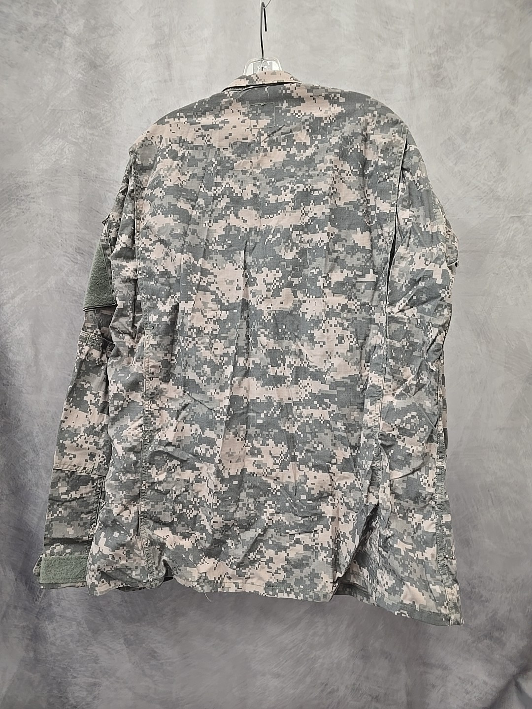 USGI Army Combat Uniform Defender M FR Large Long ACU