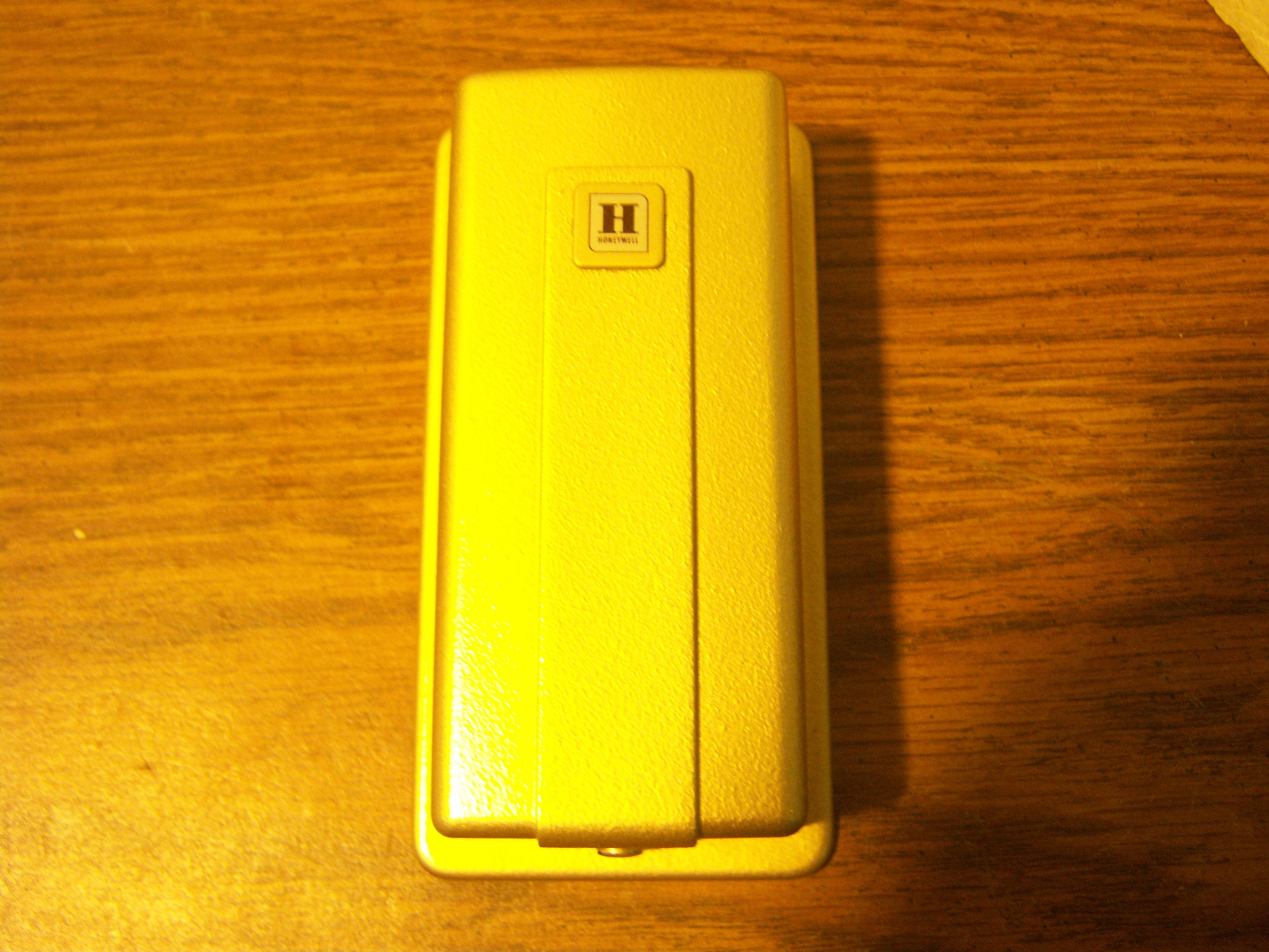 NEW HONEYWELL DEHUMIDIFIER CONTROLLER H44A1006 1 2-WIRE 125V