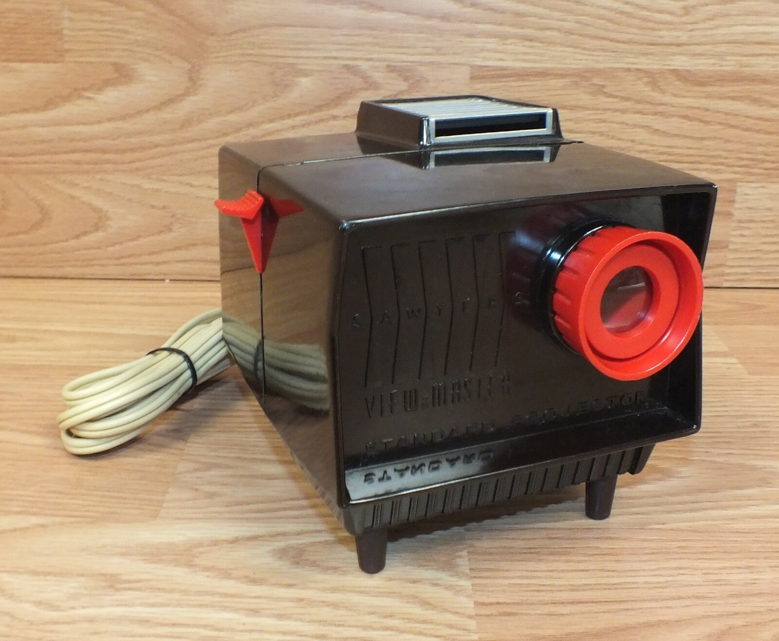 Vintage Working Sawyer's Viewmaster Standard 30 Watt Projector w/ Used Bulb