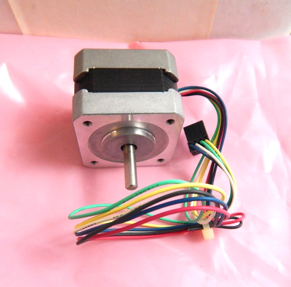 VEXTA 2-PHASE STEPPING MOTOR PK243-01B