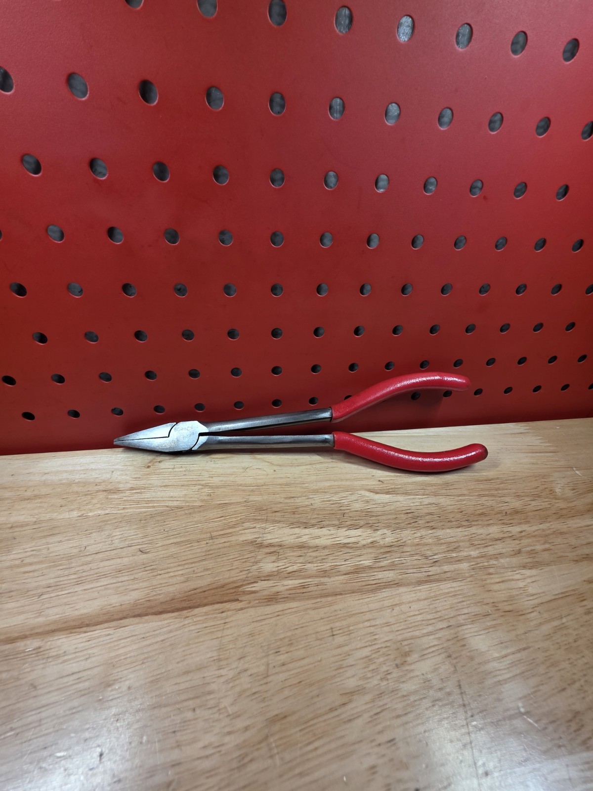 Snap-on Tools 609ACP 9” Soft Red Grip Duck Bill Long Pliers USA