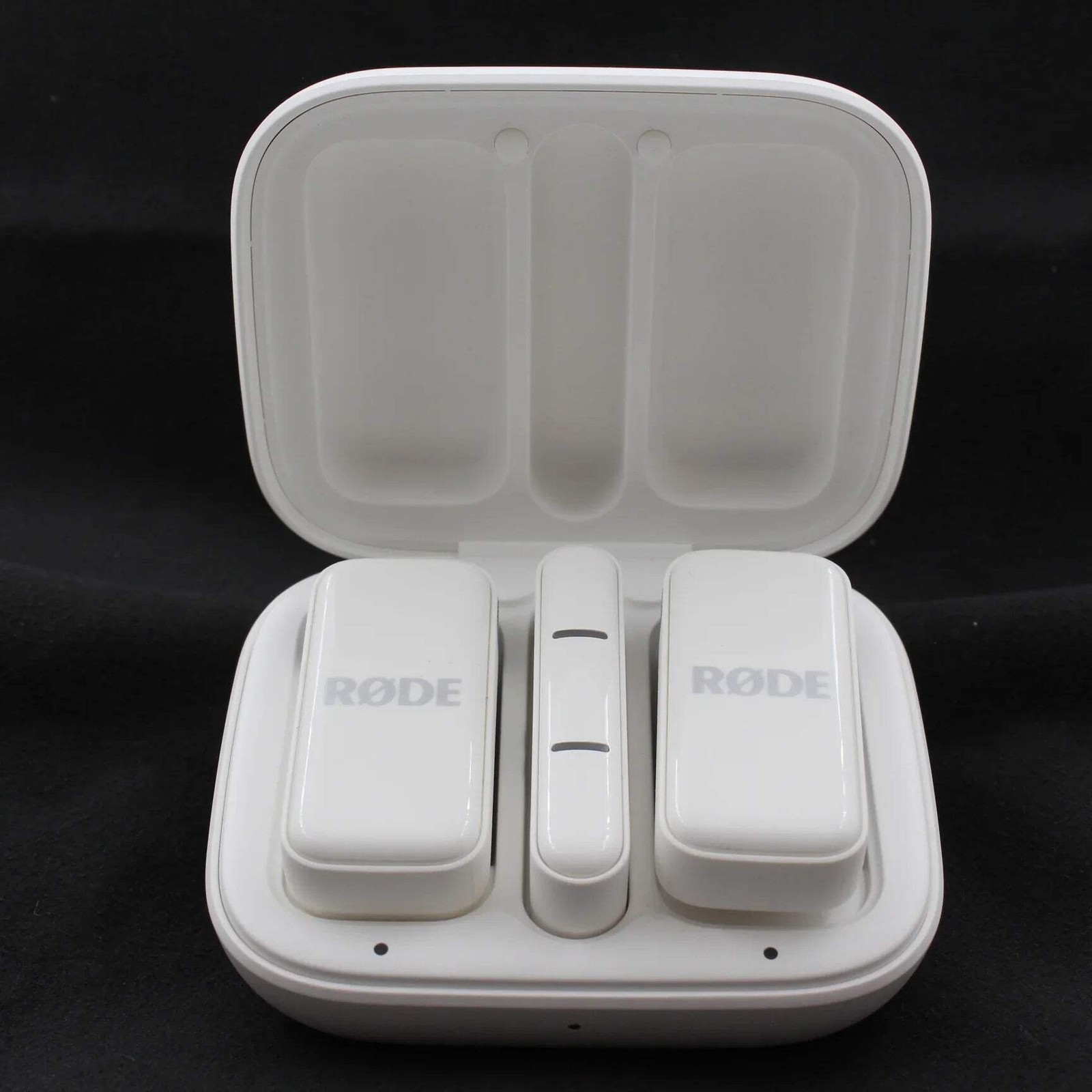 * OPEN BOX EXCELLENT * RODE Wireless Micro 2-Person Ultracompact Wireless Microp