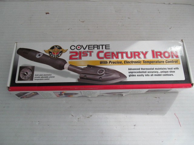 Coverite 21st Century Iron with Precise, Electronic Temperature Control COVR2700