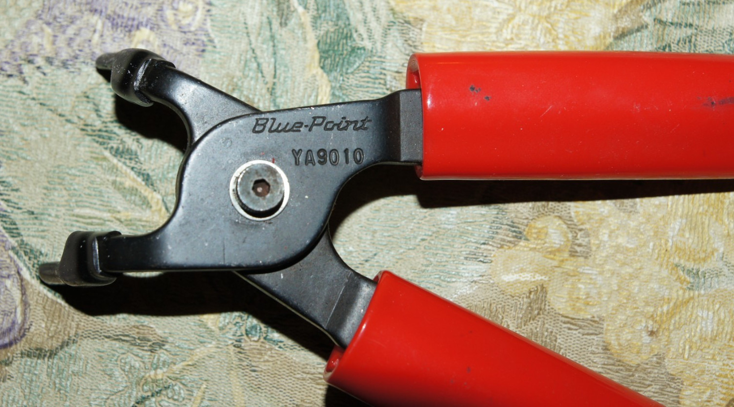 BLUE-POINT TOOLS YA9010 RELAY PLIERS Curved TIP RED HANDLES