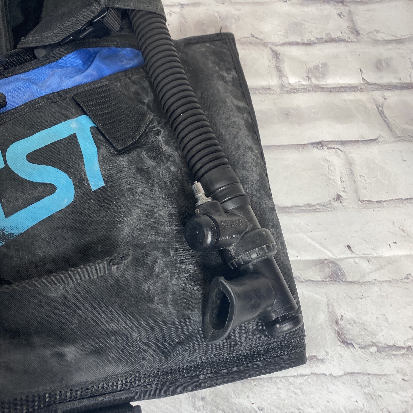 Mares Regulators Cressi-Sub Diving Console Scuba Diving Octopus Bundle See Pics