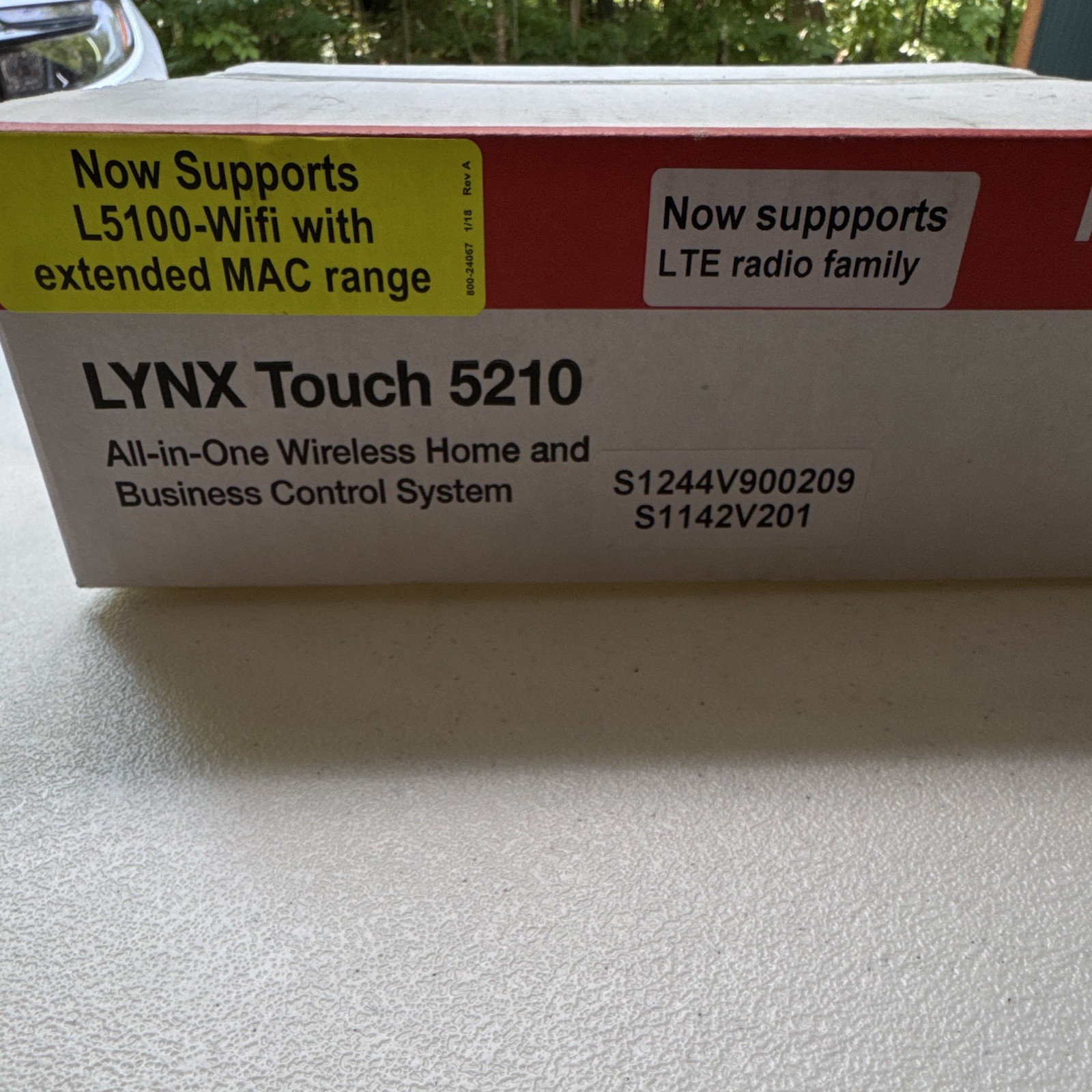 Honeywell LYNX Touch 5210 Touchscreen Wireless Control Panel Wi-Fi/LTE L5210-2.4