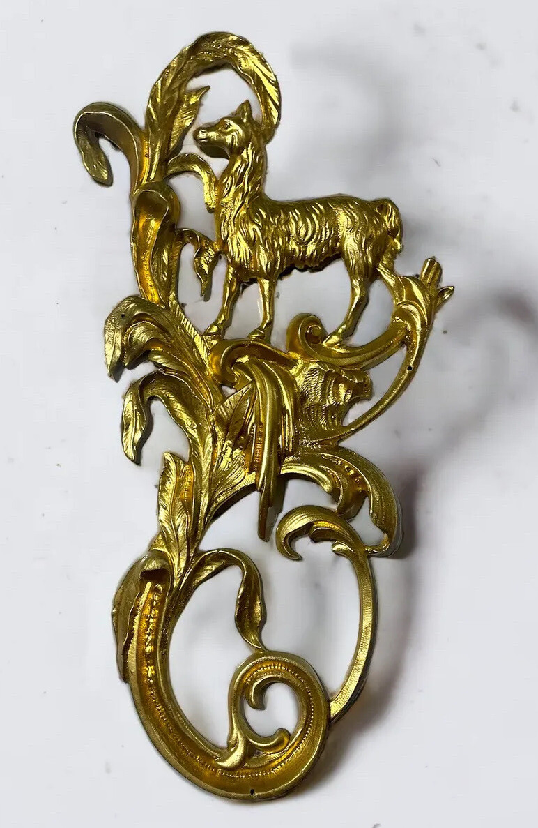 Vintage Metal Gold Lama Wall Decor Fence Gate Top  Llama 13"x6"