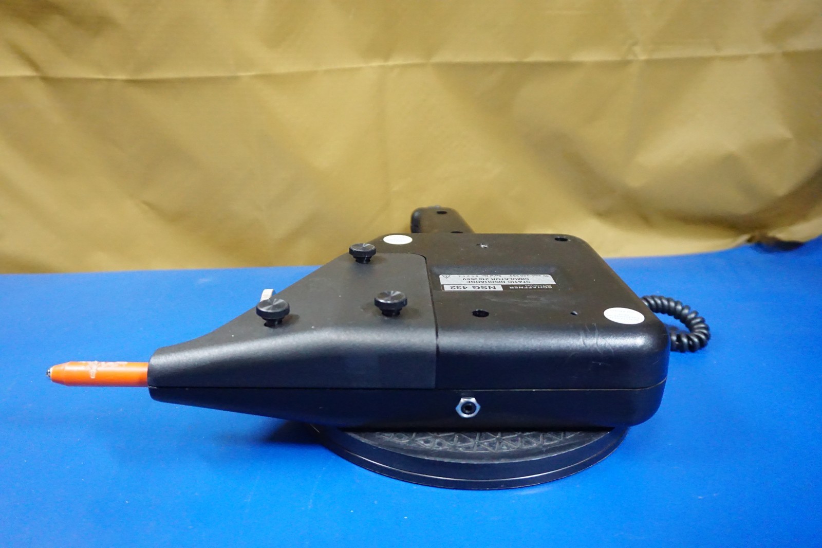 Schaffner NSG 432 Static Discharge Simulator ESD Gun EMC Test Kit in Case