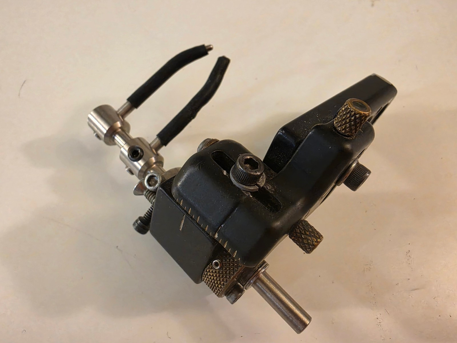 Spring Loaded Prong Arrow Rest...Archery...Compound Bow
