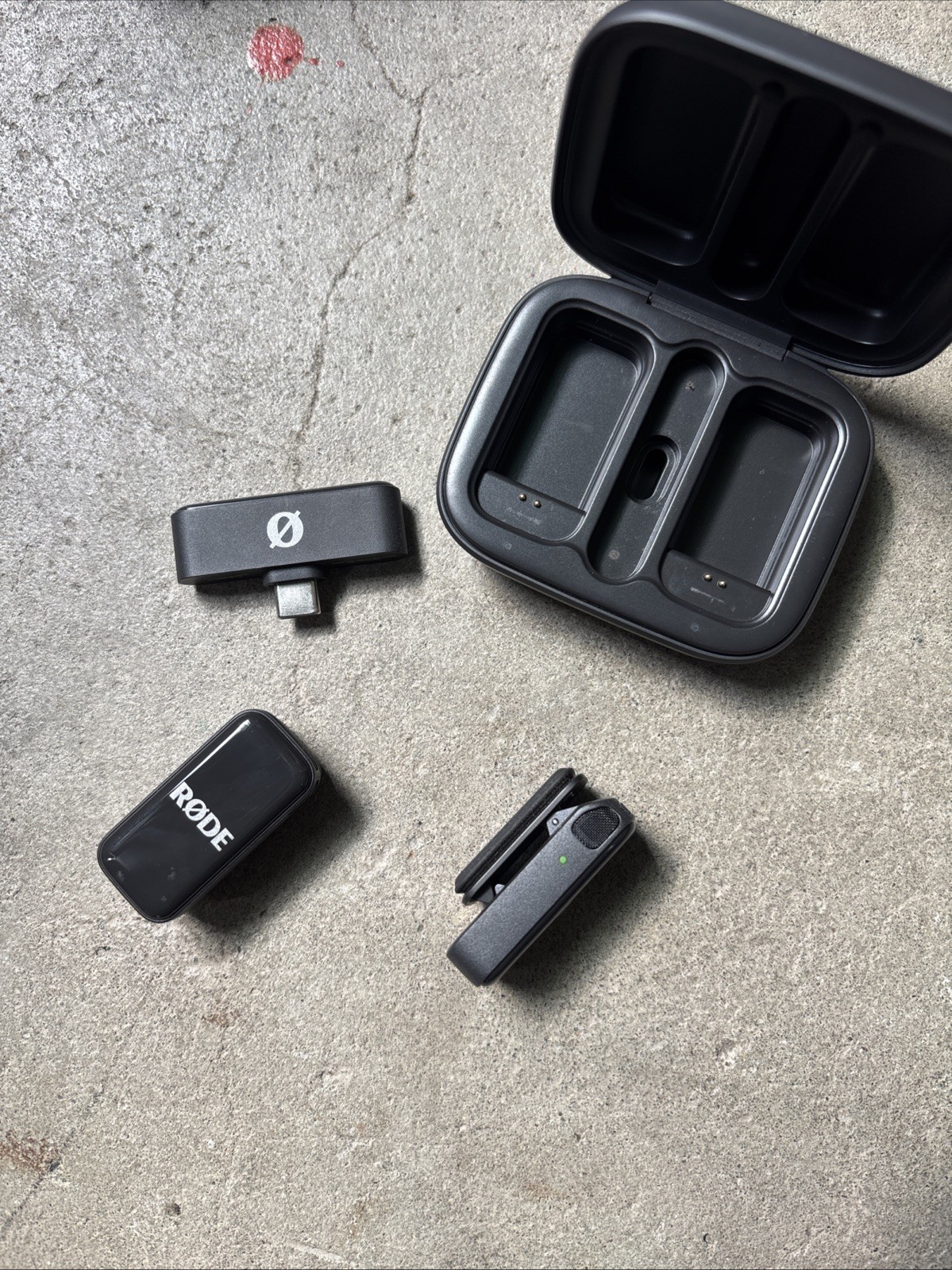 RØDE Wireless Micro USB-C Compact Wireless Microphone for iPhone Android DJI