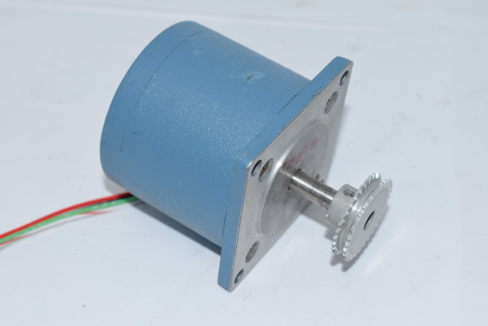 Superior Electric M061-FC08 SLO-SYN Stepping Motor, 3.8A 1.25V Sprocket