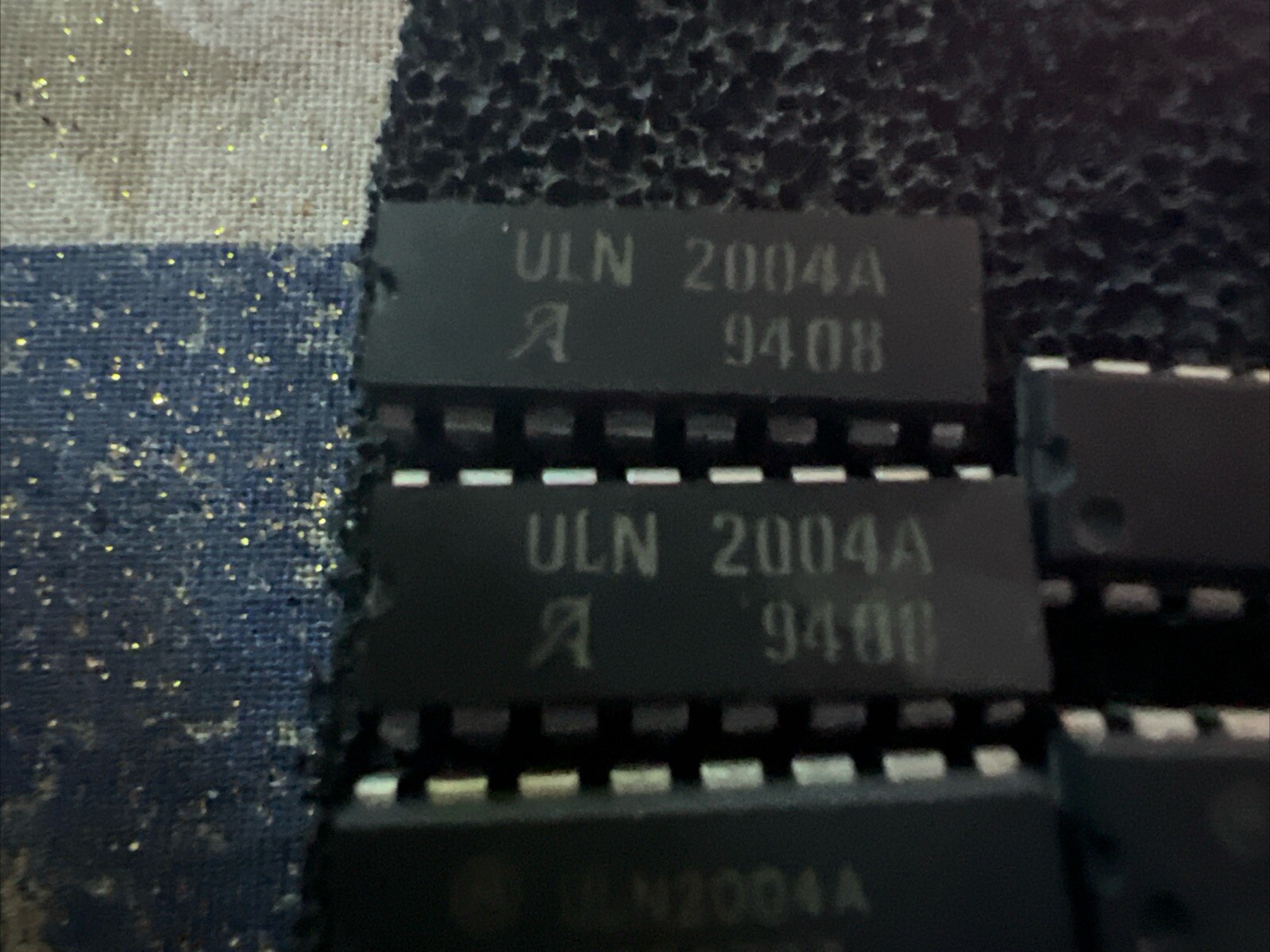 ** QUANTITY 1 ** ULN2004A