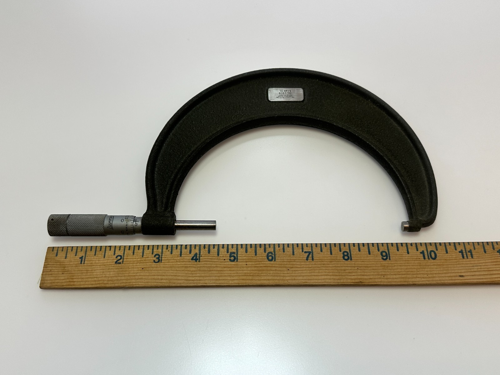 Lufkin Tools USA No. 1916 Outside Micrometer, 5-6" Range