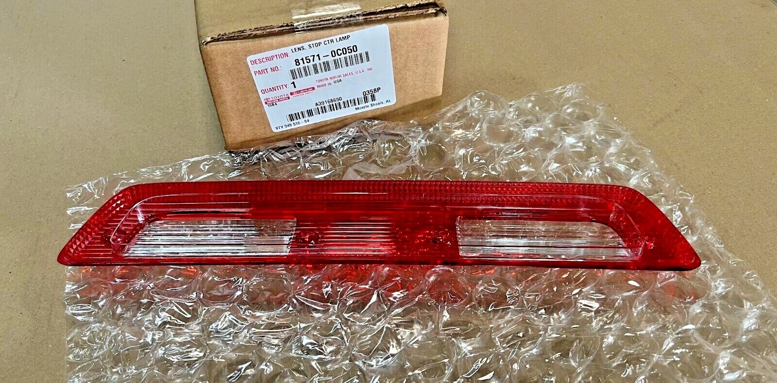 OEM TOYOTA GENUINE TUNDRA 2007-2021 BRAKE CENTER HIGH STOP LAMP LENS