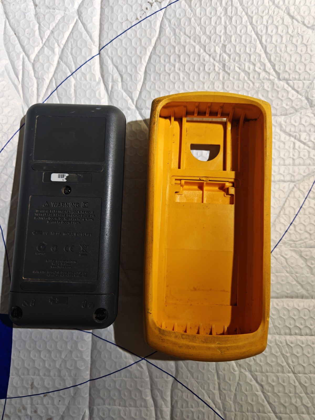 Fluke 715 Voltage‑Current Calibrator, Process Calibrator