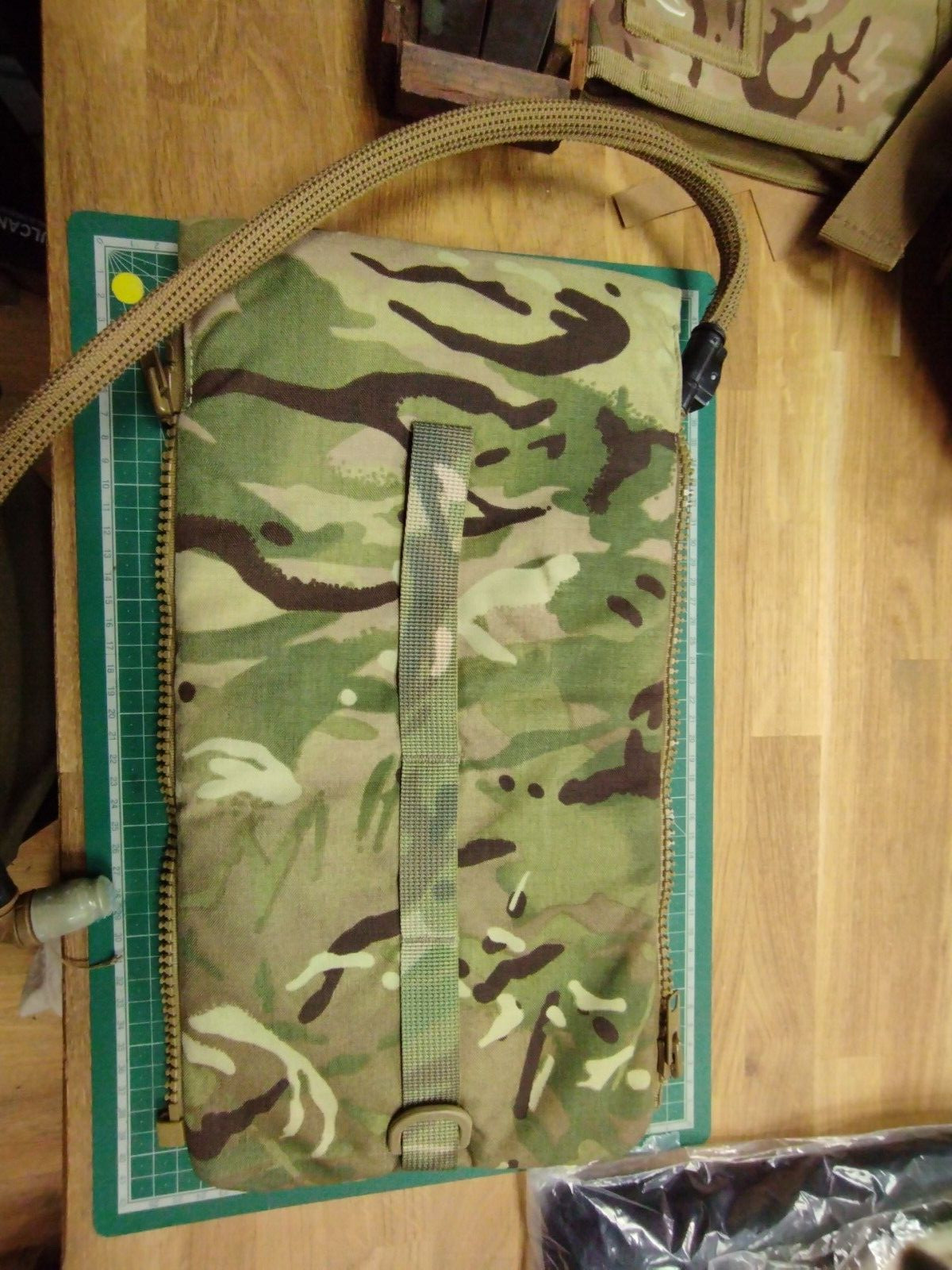 British Army Virtus Surplus MTP Side Pack Hydration Pouch Zip With Bladder 3L