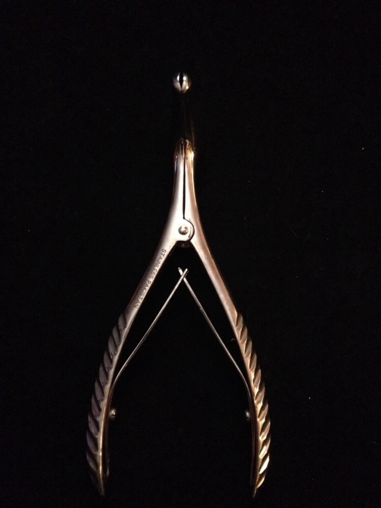 NEW STAINLESS PAKISTAN Nasal Speculum Vienna 5"