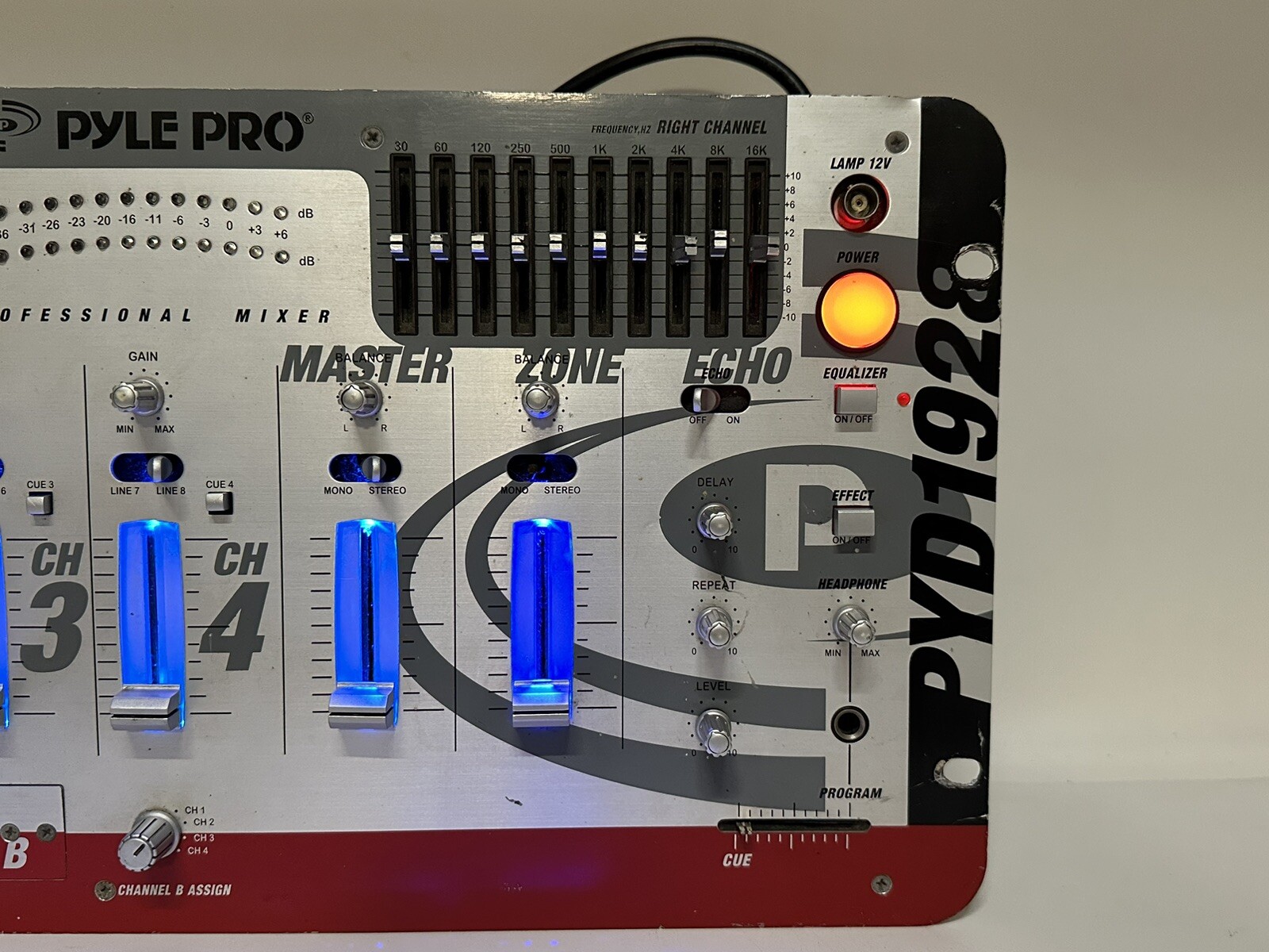 PYLE Pro PYD-1928 ~ 4-Channel Professional Mixer with EQ & Echo ~ WORK/READ