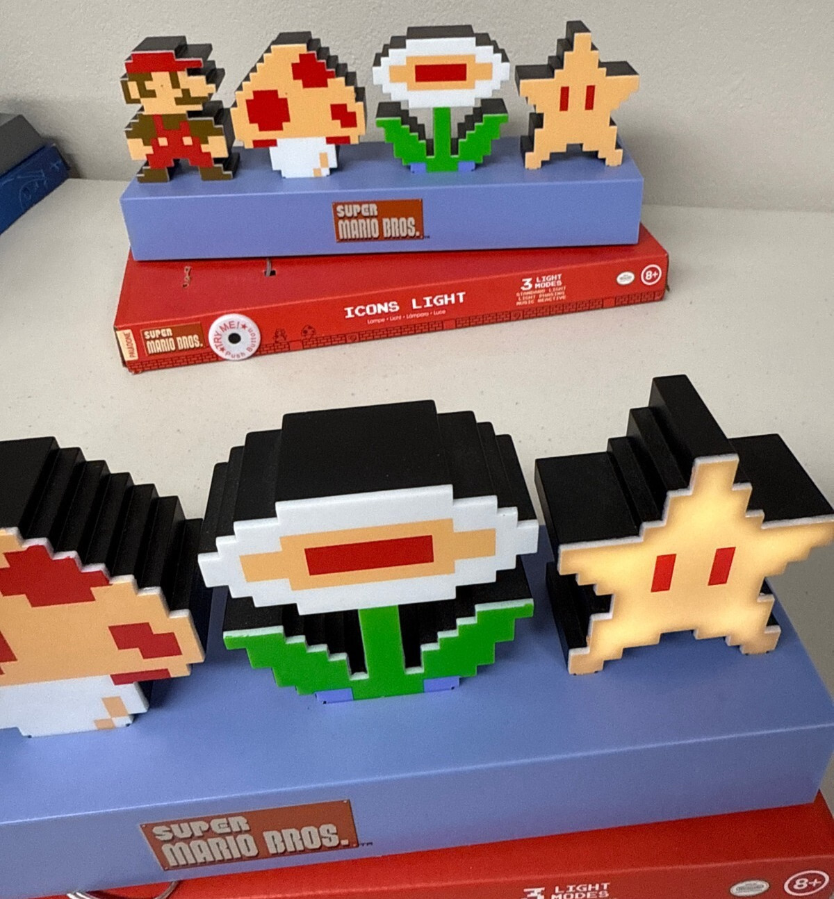 Nintendo Retro Icons LED Light