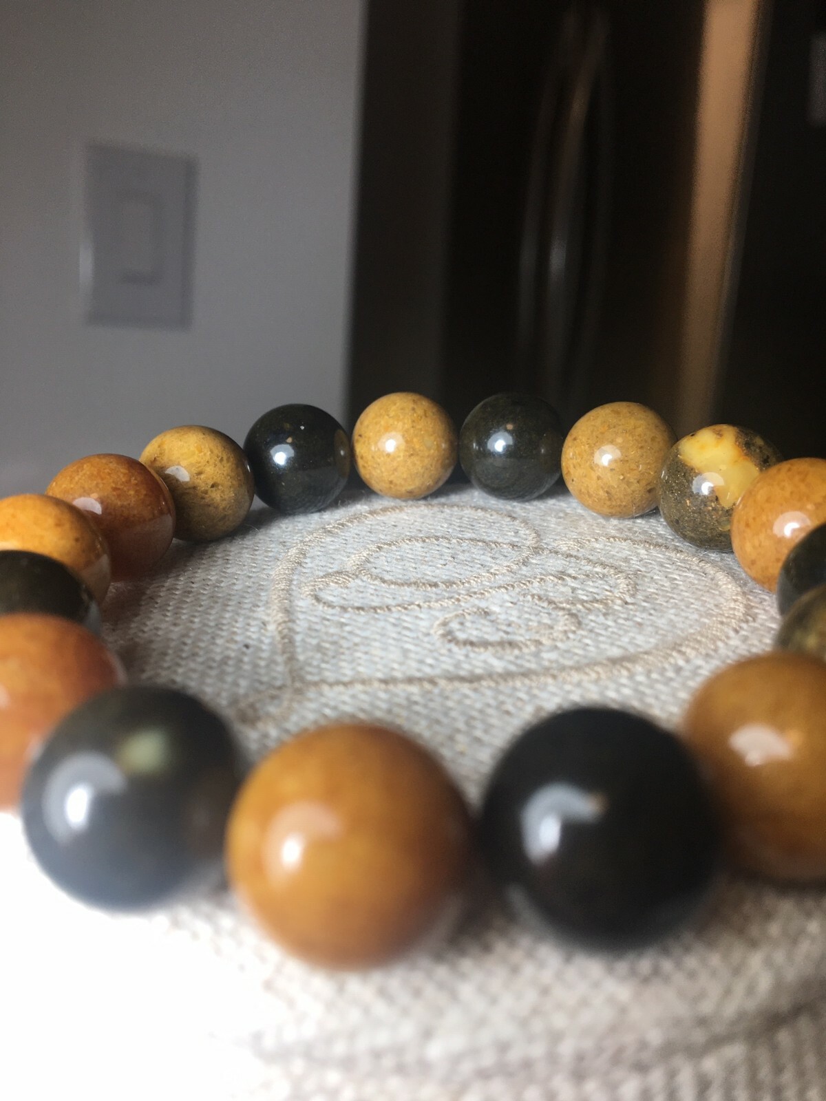 Natural Baltic Amber bracelet 10-14 mm