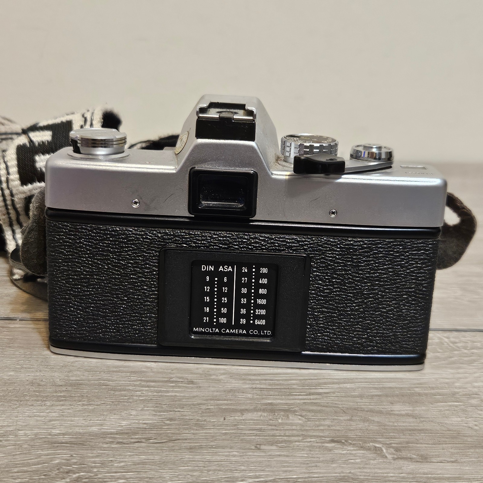 Minolta SRT 201 film camera w Multiple Lens and Strap Untested As Is No Returns