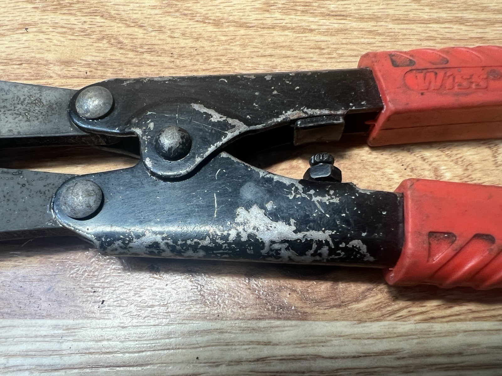 Crescent Wiss PWC9W Multi-Purpose 8 inch Wire Cutter Red Handle