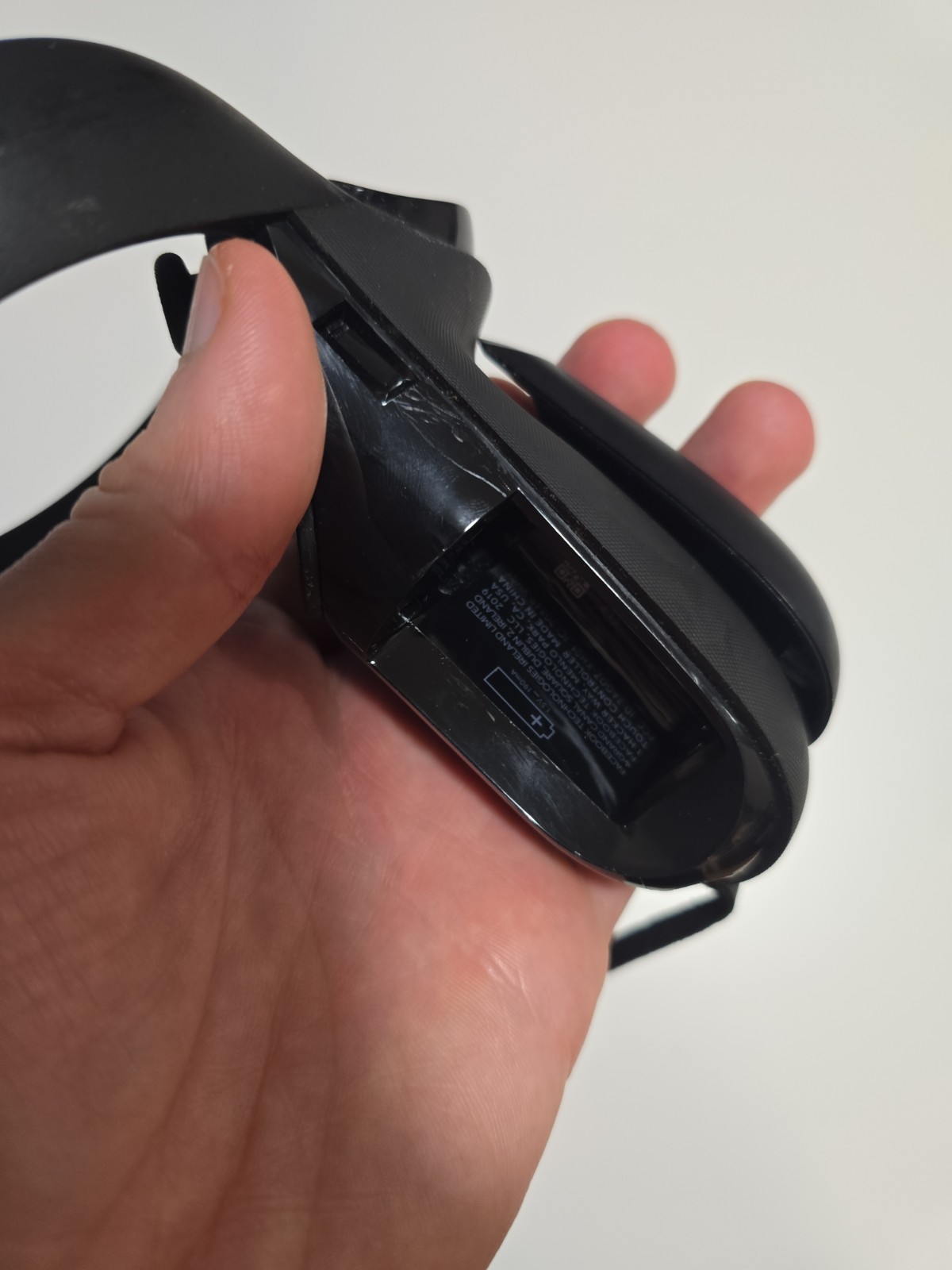 Genuine Oculus Quest 1 / Rift S Controller (Right Only) MI-BL - Black Controller