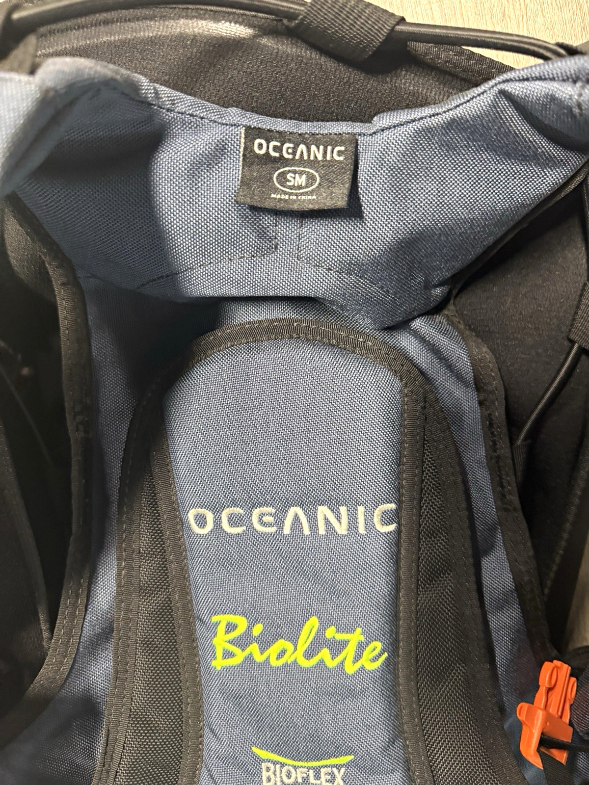 Oceanic BioLite Scuba Diving BCD Buoyancy Compensator Vest, Size SM