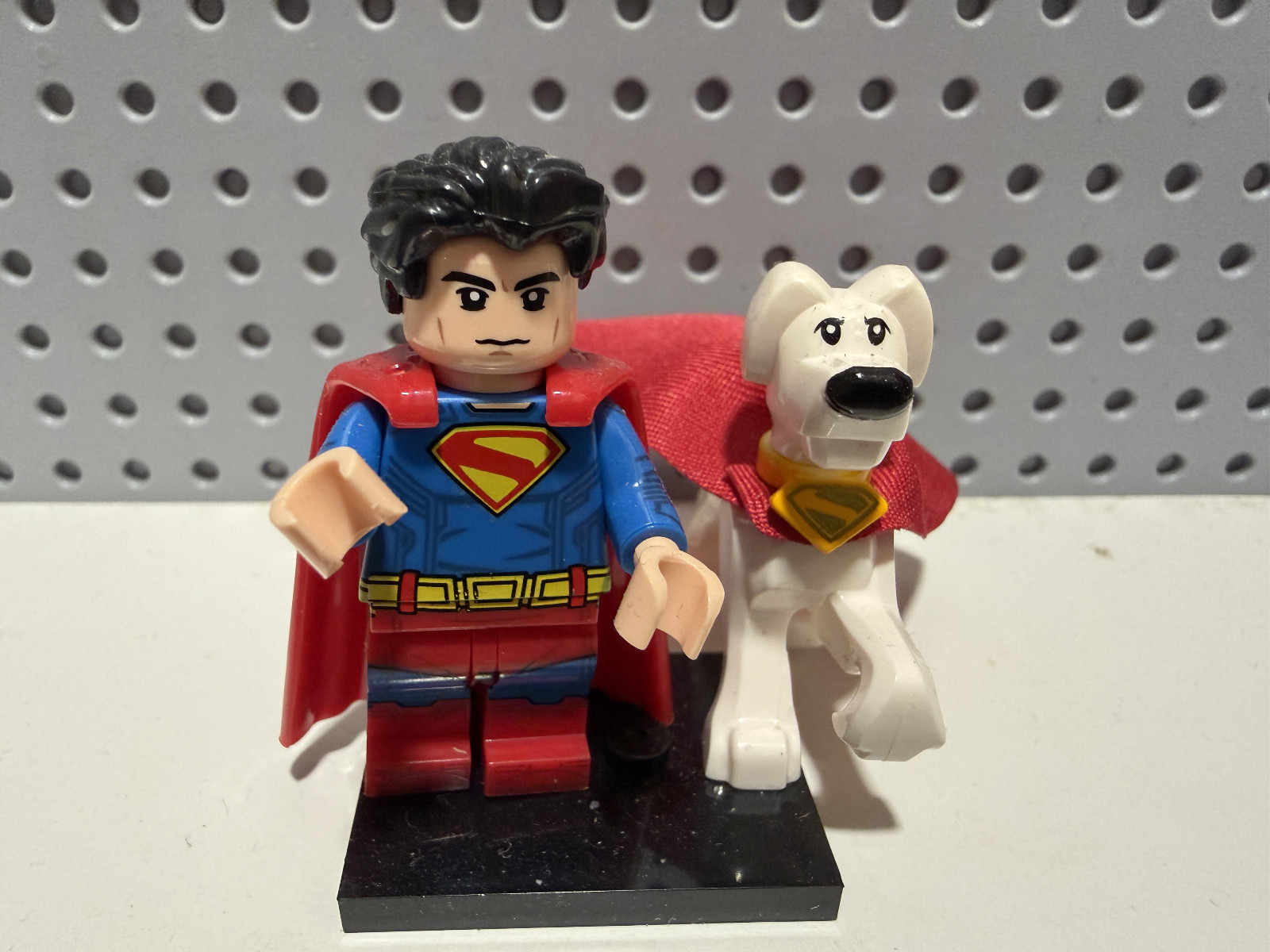 LEGO DC Super Heroes Superman and Krypto Custom Minifigure