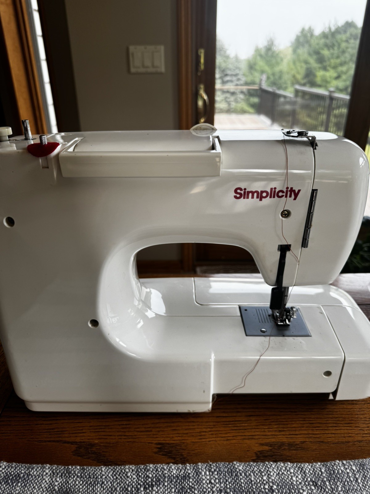 Simplicity Sewing Machine - Model S110