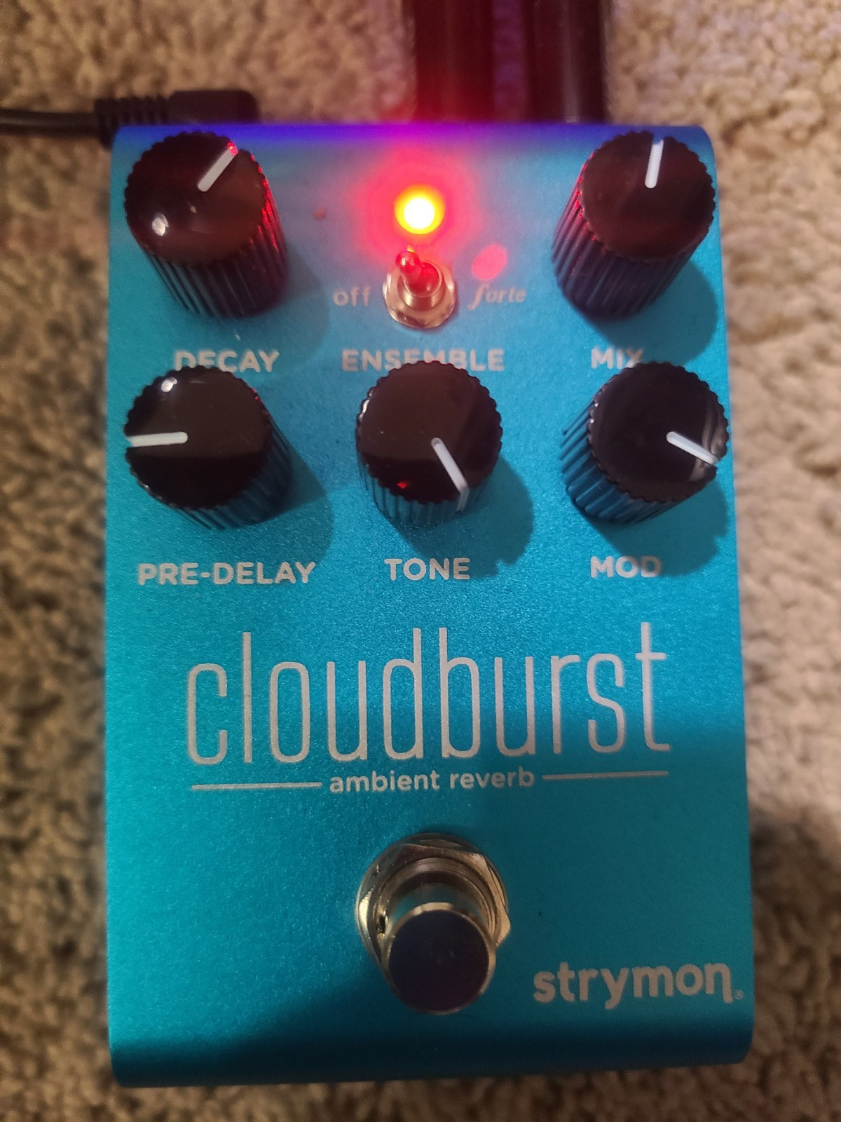 Strymon Cloudburst Ambient Reverb Guitar Effect Pedal synth