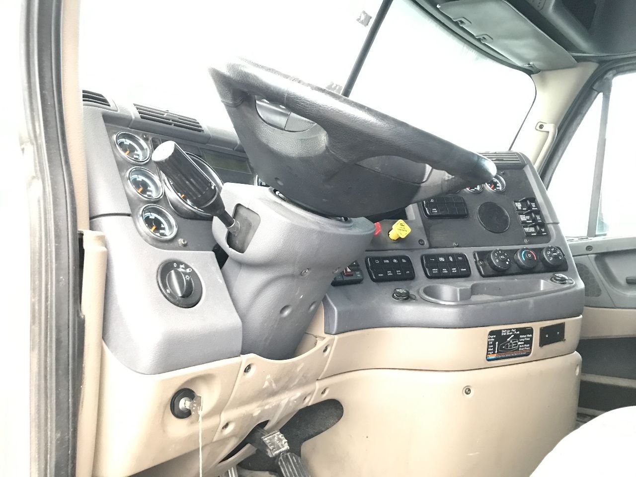 Freightliner CASCADIA Steering Column - Used