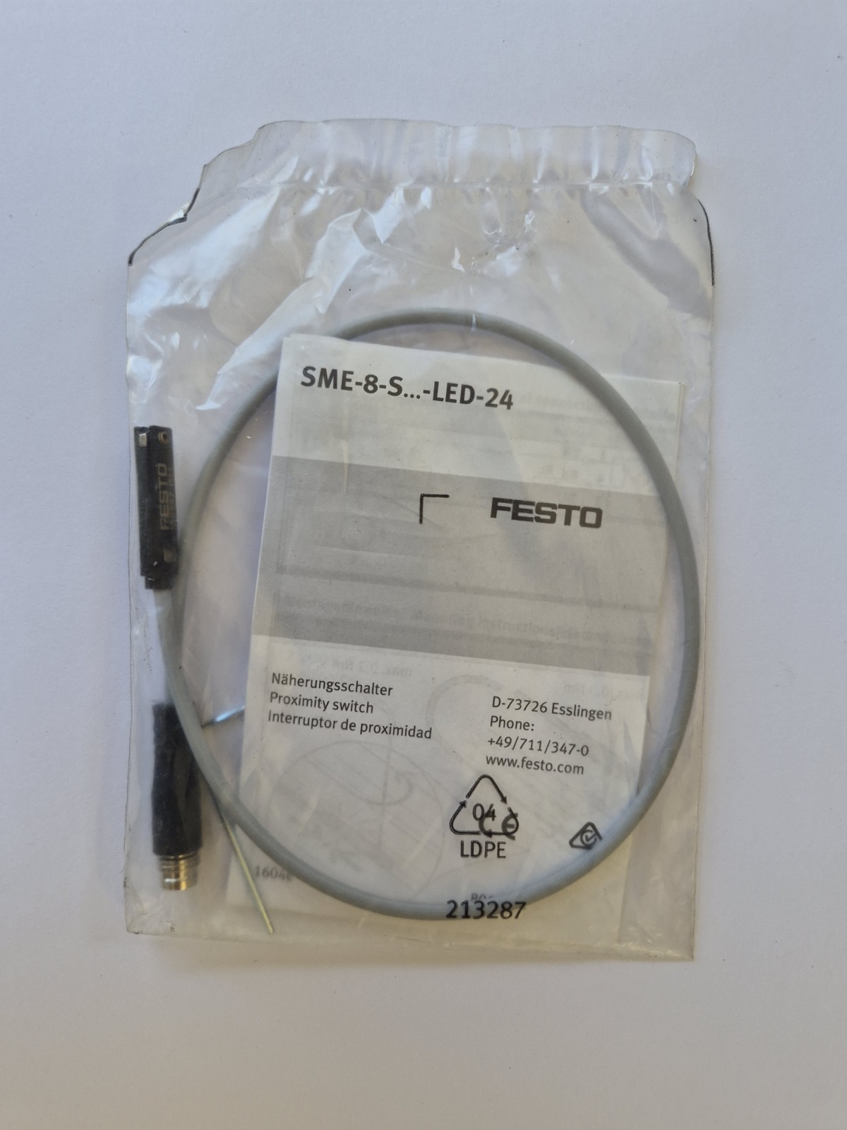 Festo SME-8-S-LED-24 150857 proximity switch new/original packaging worldwide ship