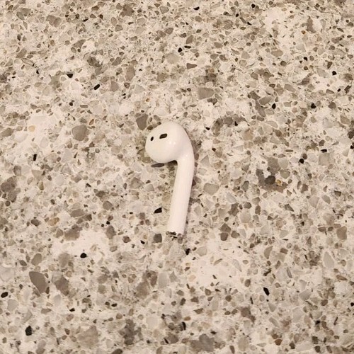 Genuine OEM Apple AirPods 1st Gen RIGHT Side Only Model A1523 Replacement WORKS