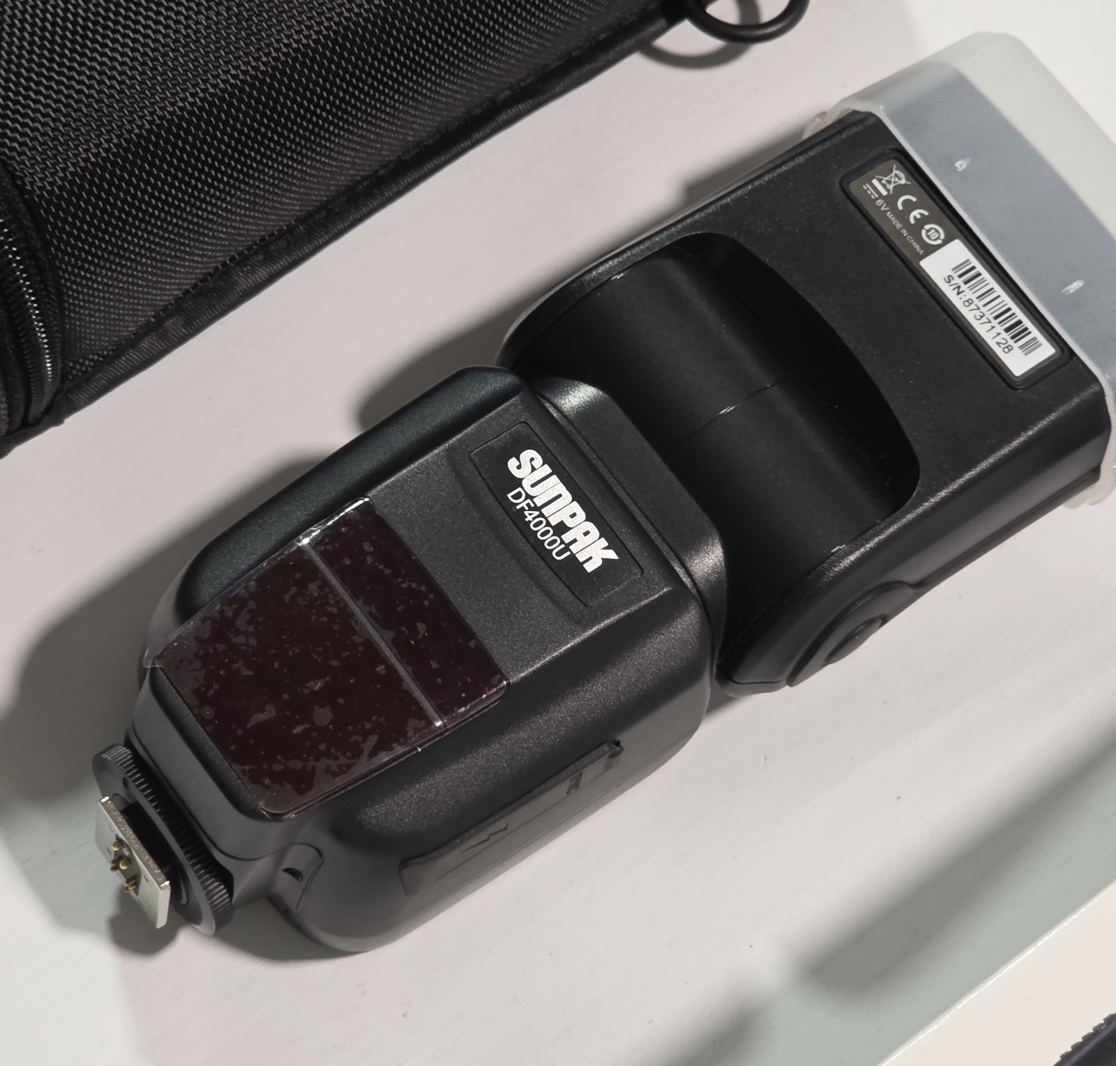 Sunpak DF4000U External Flash Unit for DSLR Cameras Black With Case Open Box