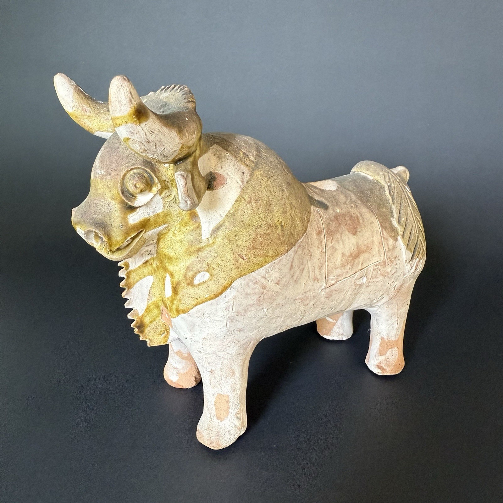 Folk Art Torito de Pucara Peruvian Pottery Bull Figurine Damaged! 6"x5.5"