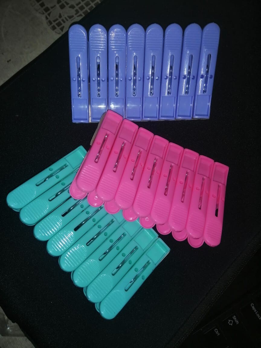 Jumbo Plastic Clothes Pins Clothespins Huge 4 1/3" Holds Heavy Laundry - Pack 20