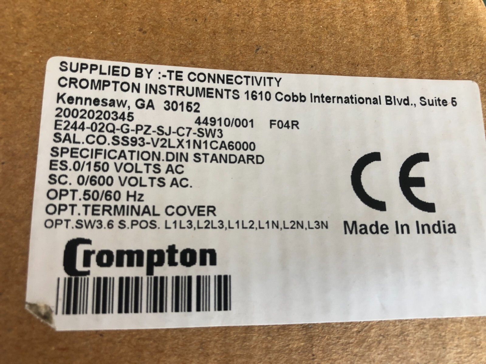 NEW CROMPTON PANEL METER GAUGE 0-600V AC With 3 Way Selector Switch