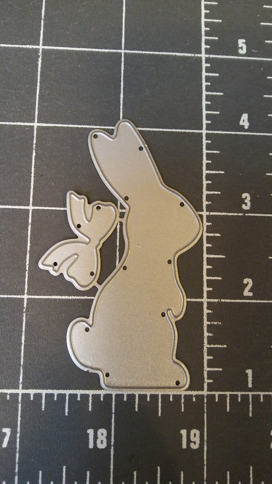 Universal Die Cut Tool Thin Metal Emboss Chocolate Easter Bunny Basket Ribbon Bp