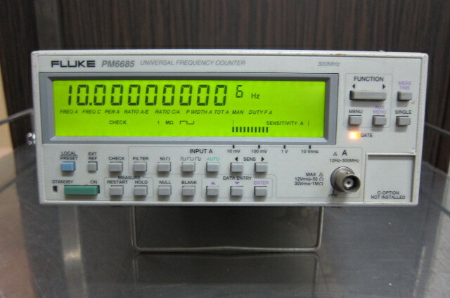 Fluke PM6685 Universal Frequency Counter, 300MHz
