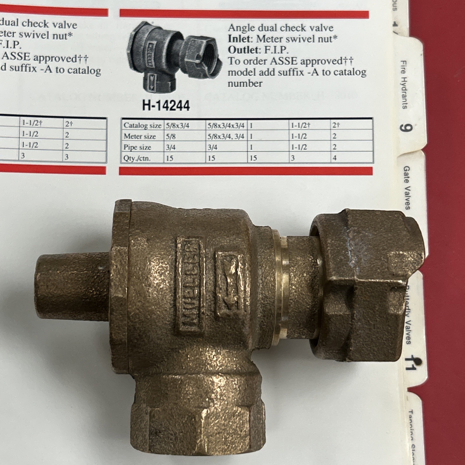 MUELLER H-14244 1” Angle Dual Check Valve, Inlet Meter Swivel Nut X Outlet FIPT